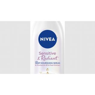 NIVEA Lozione per u corpu Sensitive & Radiant