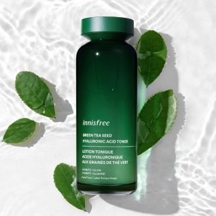 Toner à l'acidu ialuronicu di tè verde