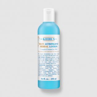 Lozione astringente a base di erbe blu