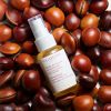 Oliu per capelli di bellezza nutritiva cù olii d'argan è di camelia